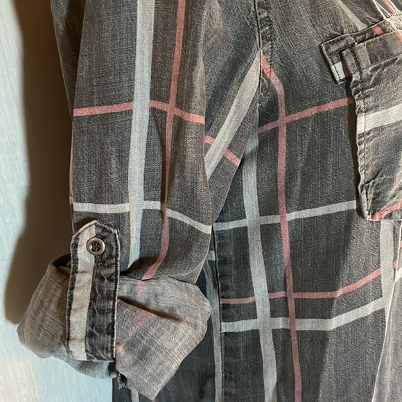 Standard Grace Plaid Button Down Shirt - Picture 3 of 12